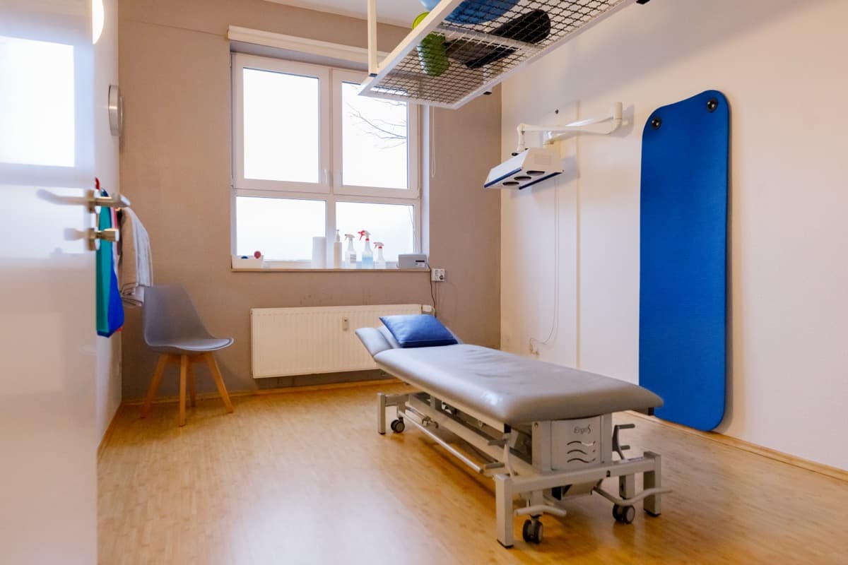 Physio Pirnay Martinusstraße - Professioneller Behandlungsraum